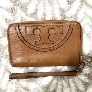 Tory Burch Wristlet